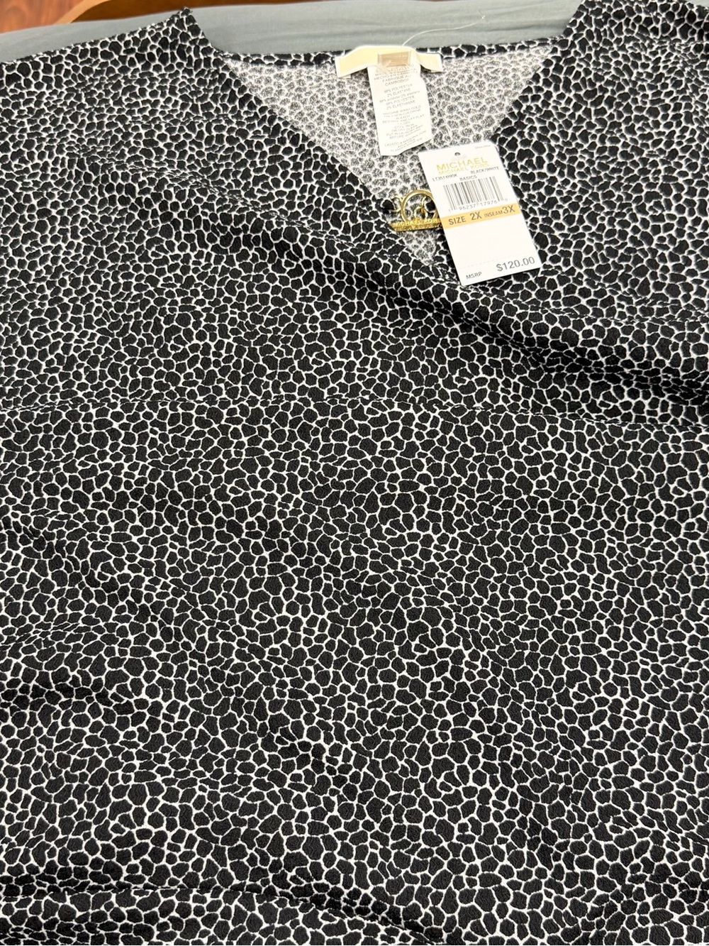 Michael Kors Black and White Pebble Print V-Neck Top